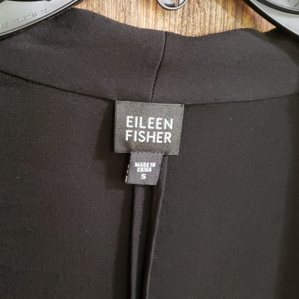 Eileen Fisher Long Sleeved 1 Button Silk Blazer - Picture 2 of 8